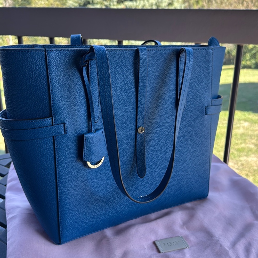 Radley London “Abingdon Road” large shoulder bag in EUC